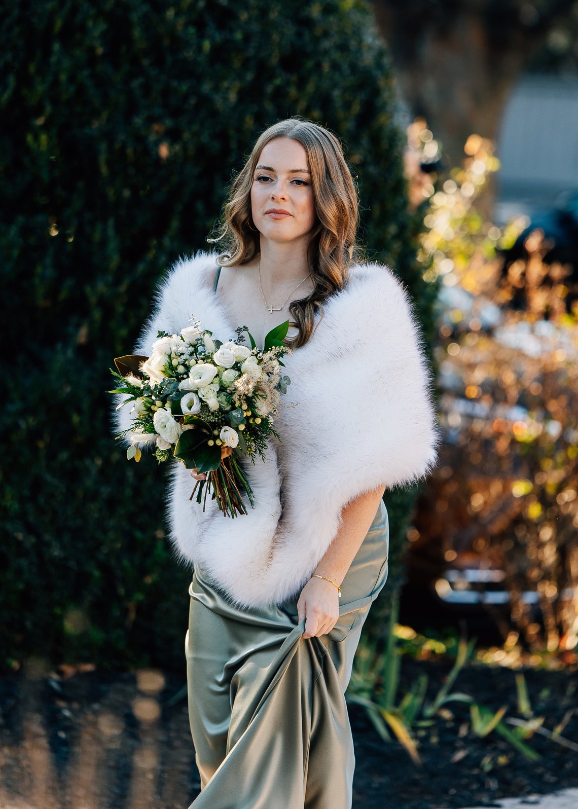 Ngà Voi Đen Đầu Lông Thú Giả C - đánh giá và giá Stole Wedding Shawl
