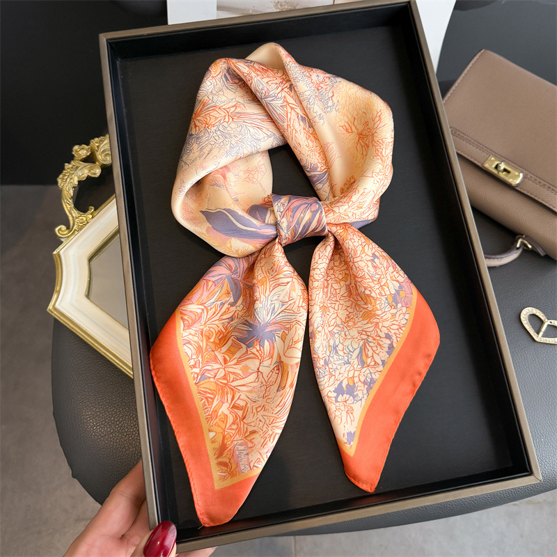 Luxury Design Print Scarf For  - đánh giá và giá Silk Neck Scarf