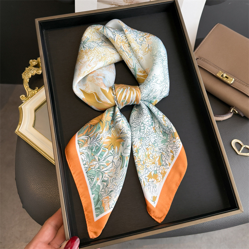 Luxury Design Print Scarf For  - đánh giá và giá Silk Neck Scarf